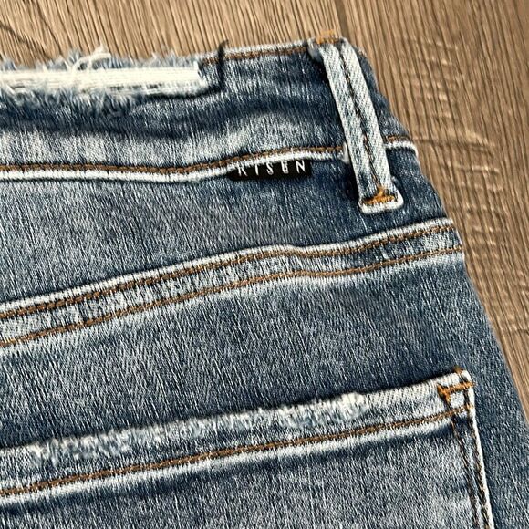 Risen High Rise Crop Boot Cut Fray Blue Jeans‎ Size 28 - Picture 8 of 14